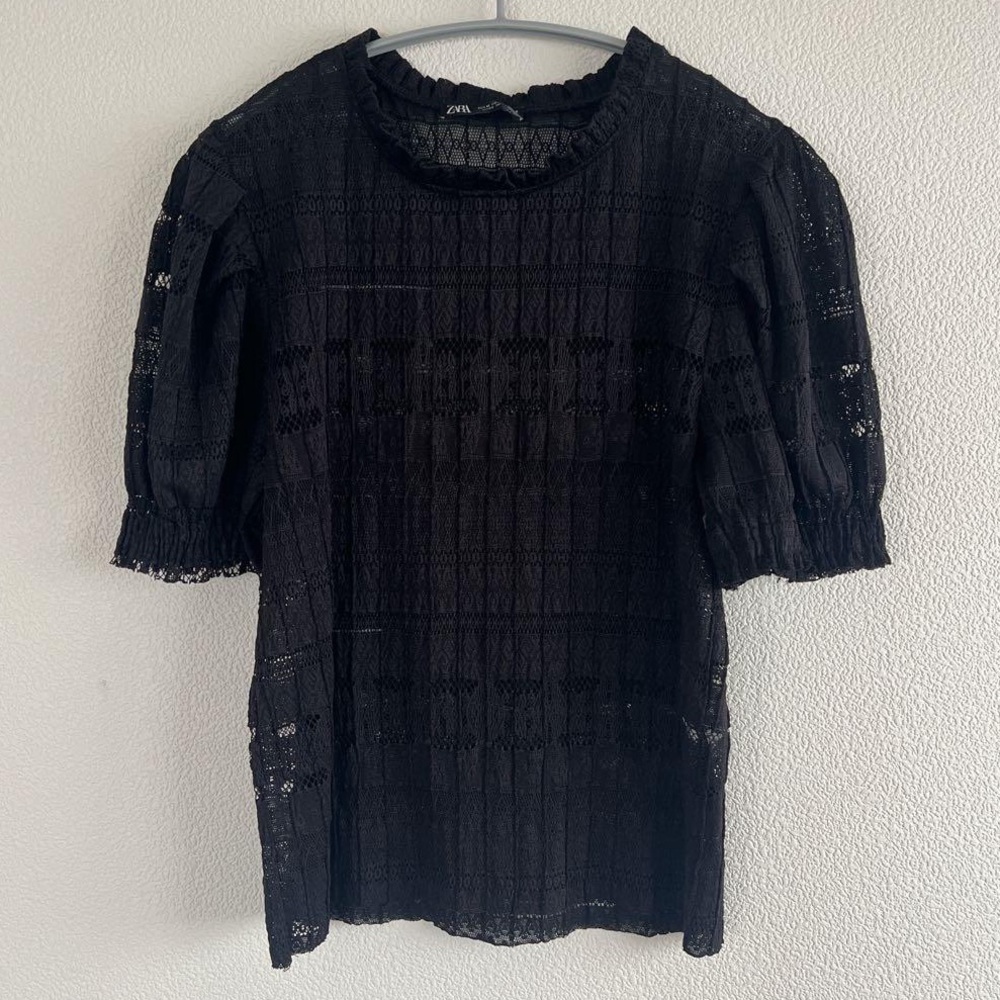 NWOT Zara Black Lace Puff Sleeve Blouse M
